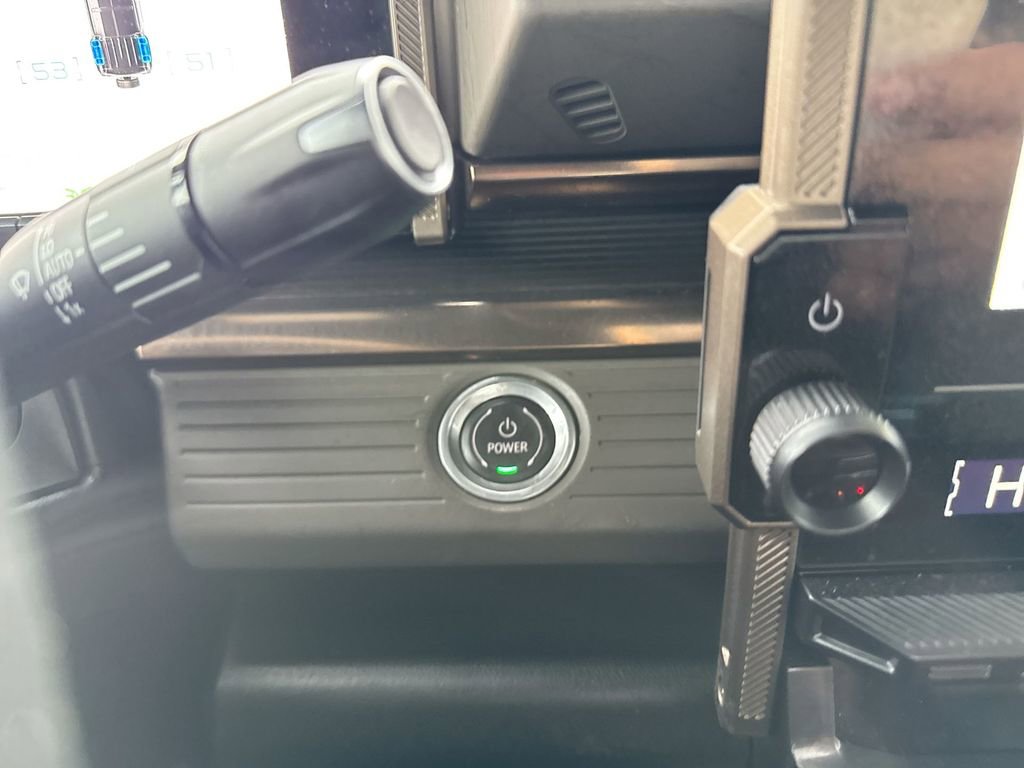 Used 2025 GMC Hummer EV 3X w/ LPO, Illumination Package image 22