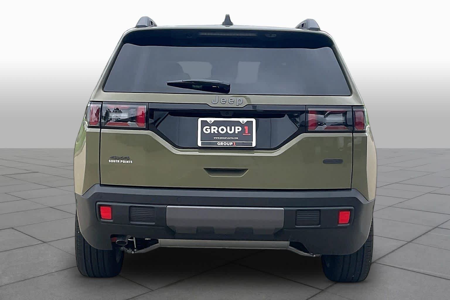 New 2026 Jeep Cherokee Overland w/ Advanced Pro Tech Group AWD/4WD image 4