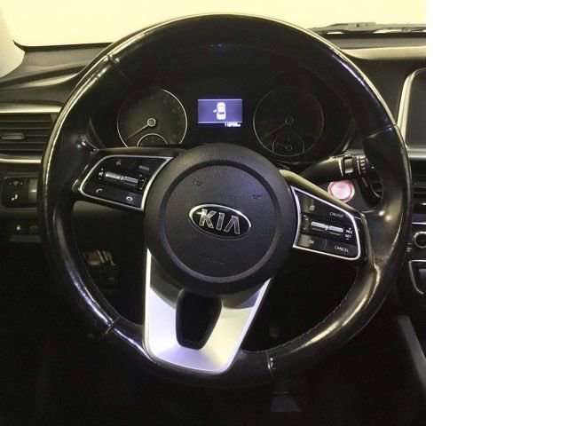 Used 2020 Kia Optima SE image 8