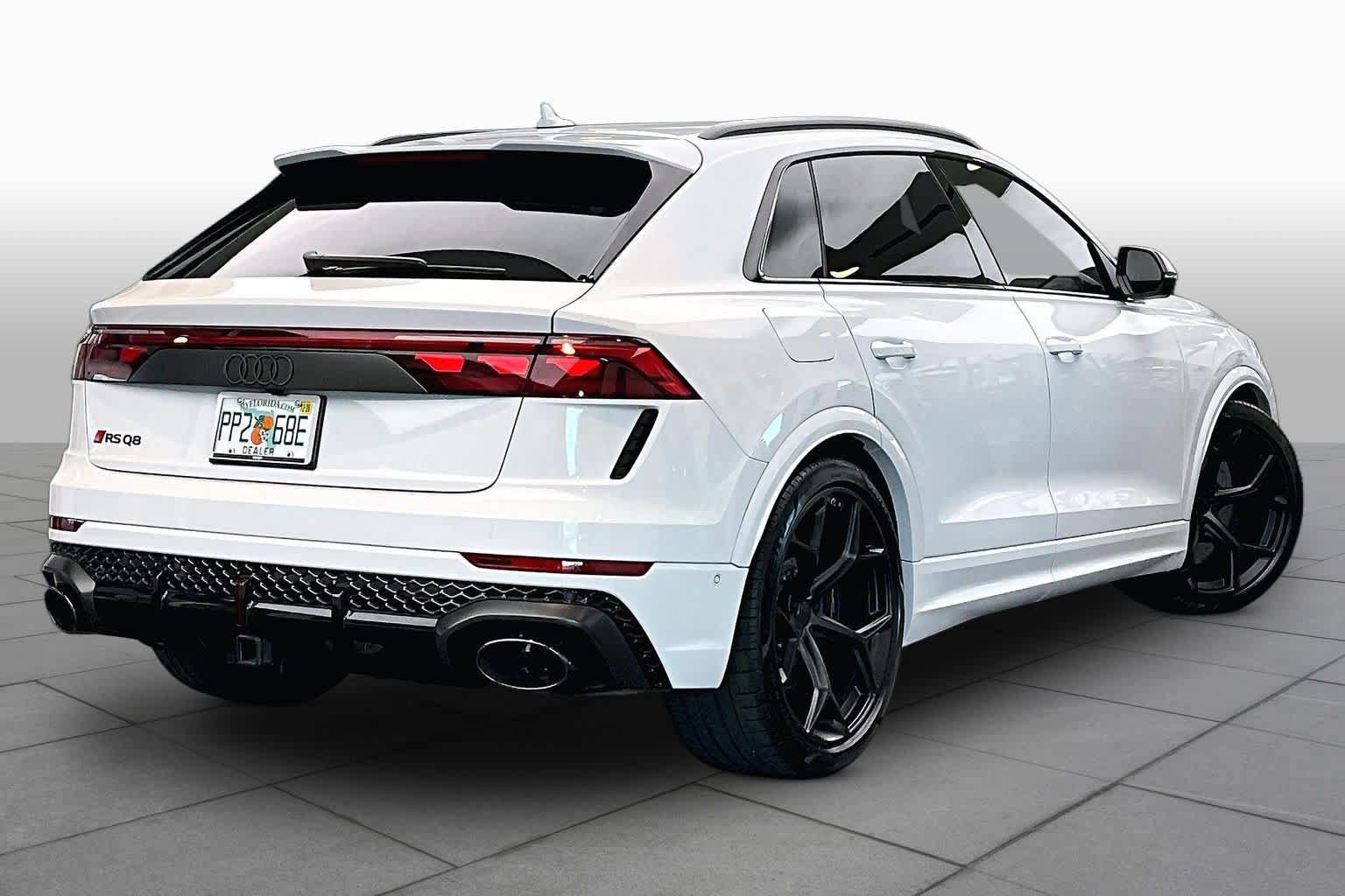 Used 2026 Audi RS Q8 performance AWD/4WD image 12