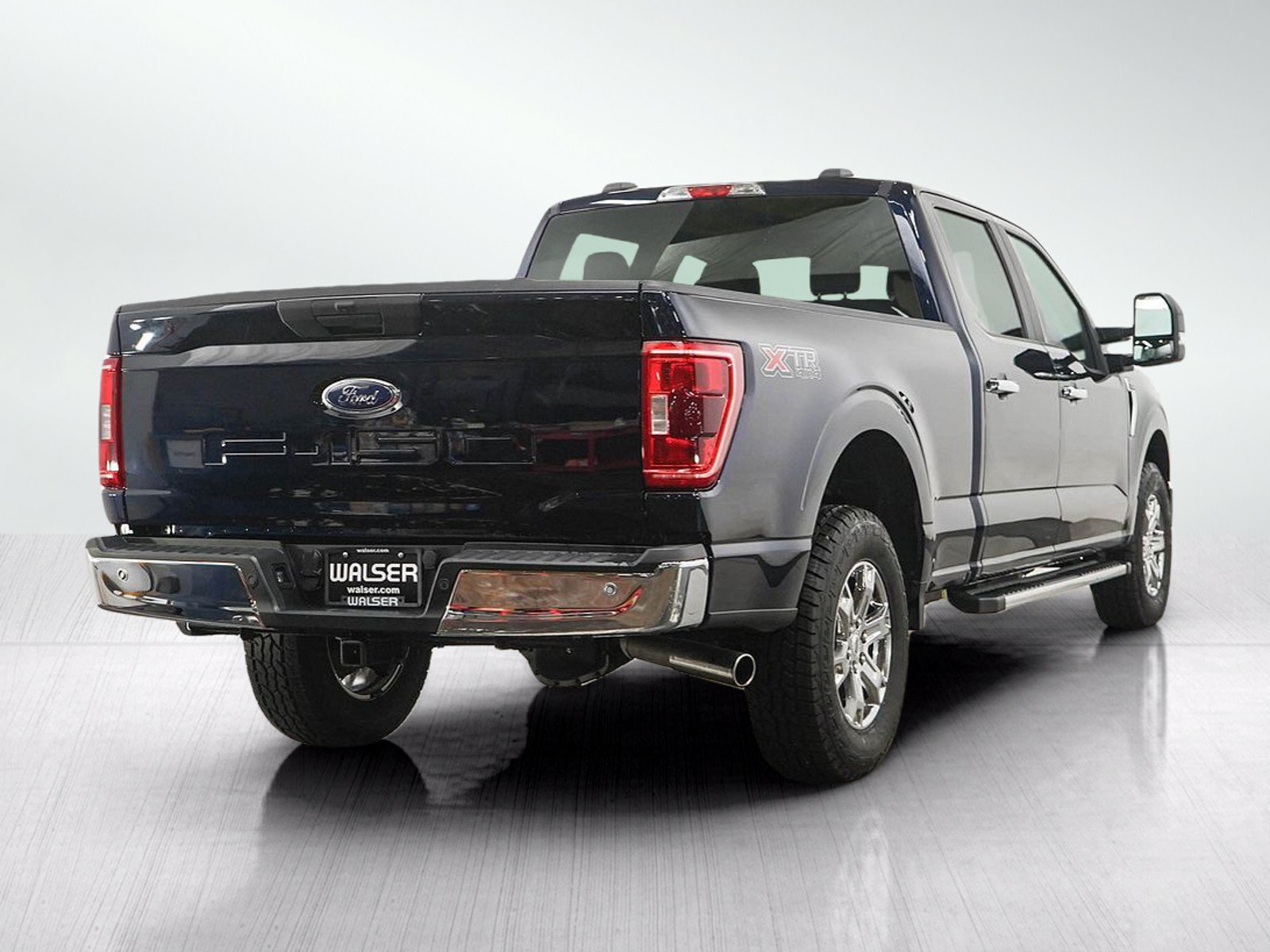 Used 2022 Ford F150 XLT w/ XTR Package AWD/4WD image 5