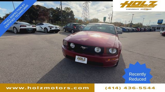 Used 2006 Ford Mustang GT image 3