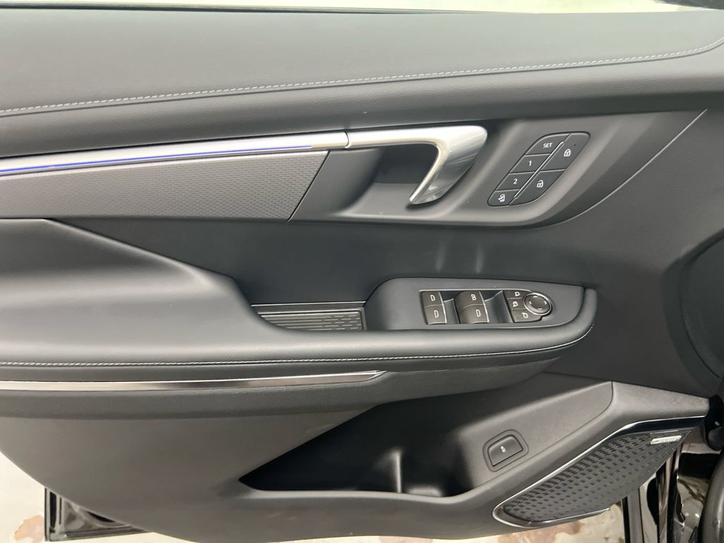 New 2026 Buick Enclave Sport Touring w/ Power Package AWD/4WD image 21