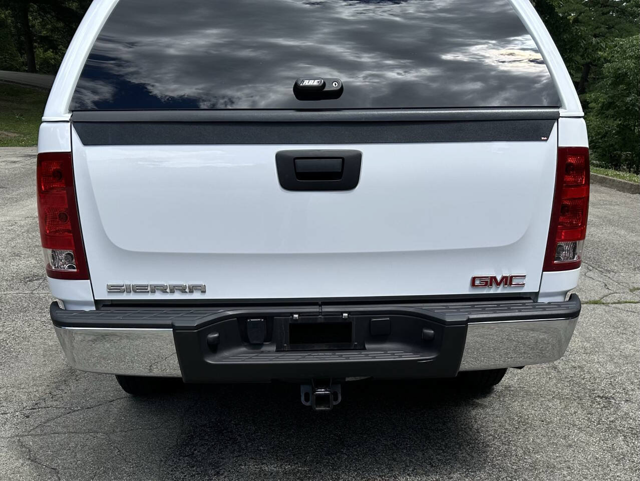 Used 2007 GMC Sierra 1500 W/T w/ Work Truck Preferred Package AWD/4WD image 6