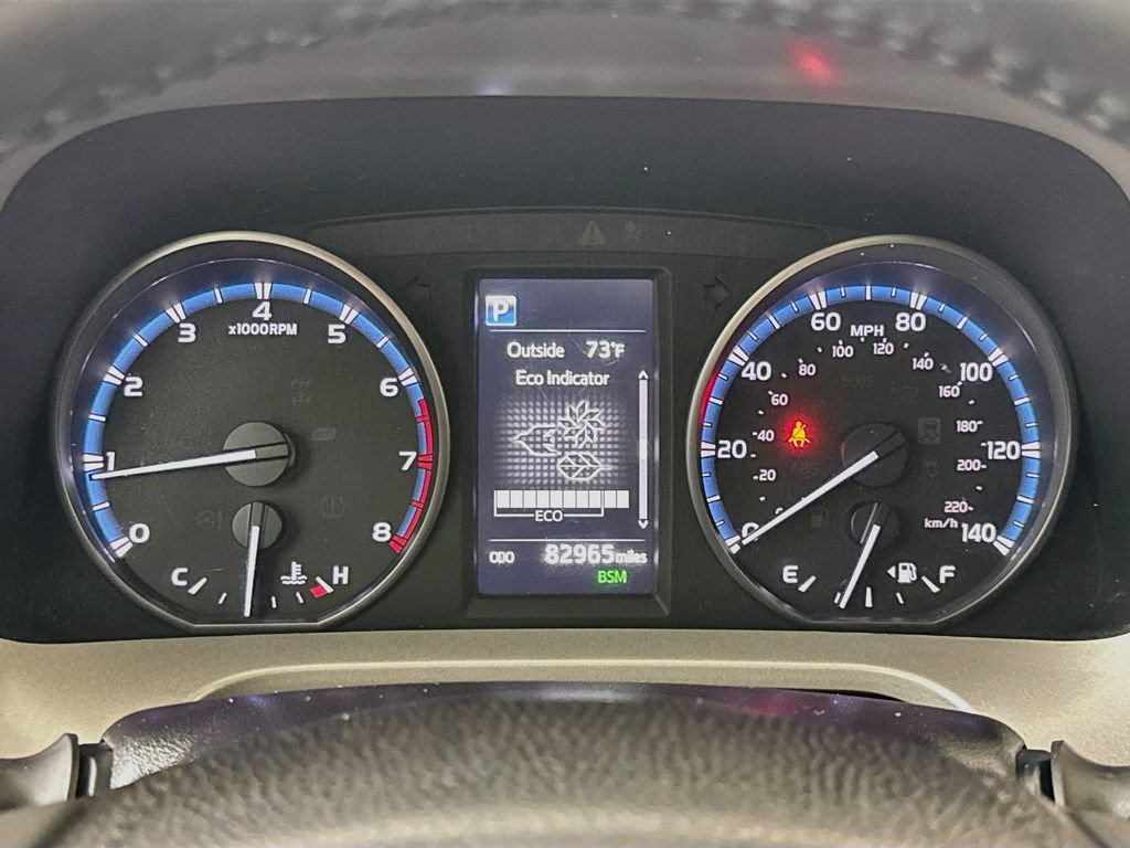 Used 2018 Toyota RAV4 XLE AWD/4WD image 14
