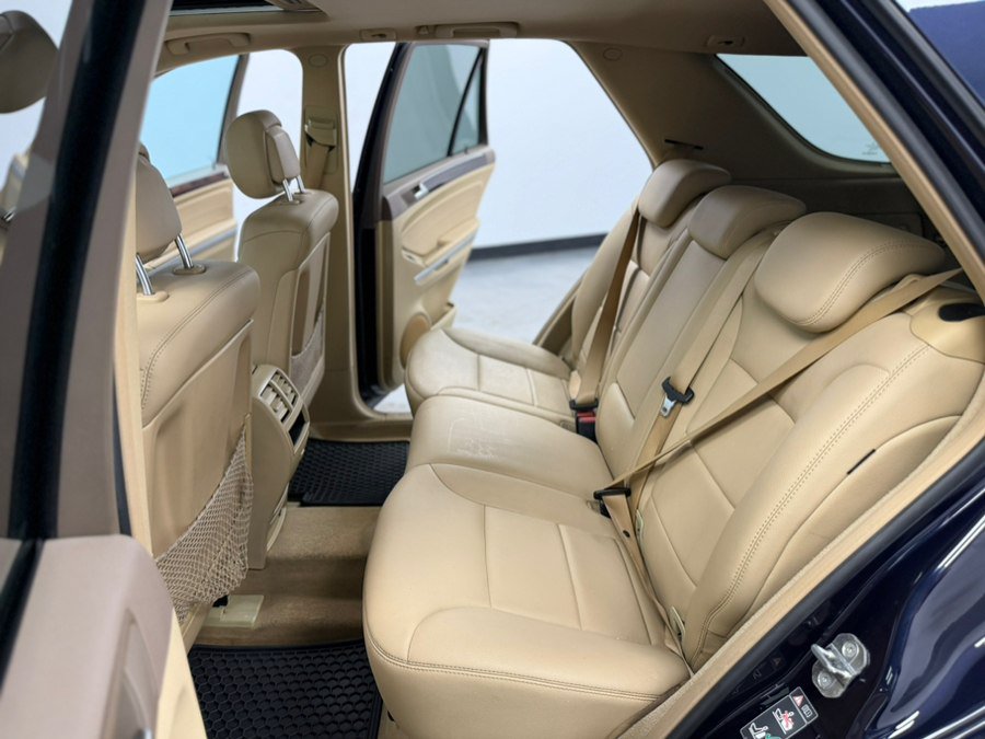 Used 2010 Mercedes-Benz ML 550 4MATIC image 44