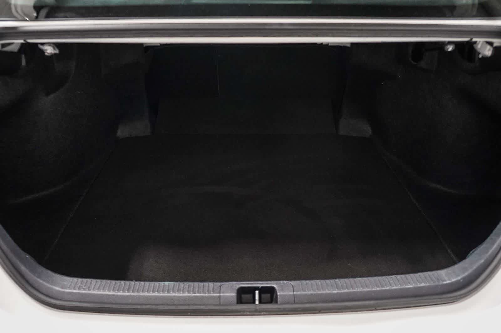 Certified 2024 Toyota Camry SE FWD image 29