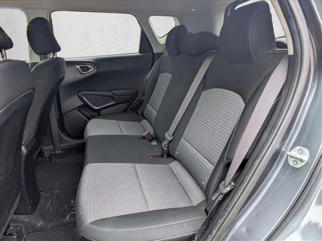 Used 2020 Kia Soul S FWD image 12