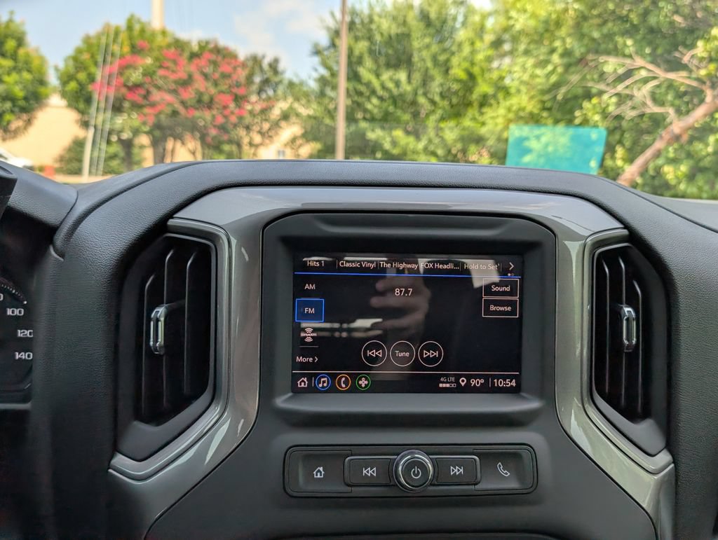 New 2026 Chevrolet Silverado 1500 Custom w/ LPO, Dark Essentials Package RWD image 17