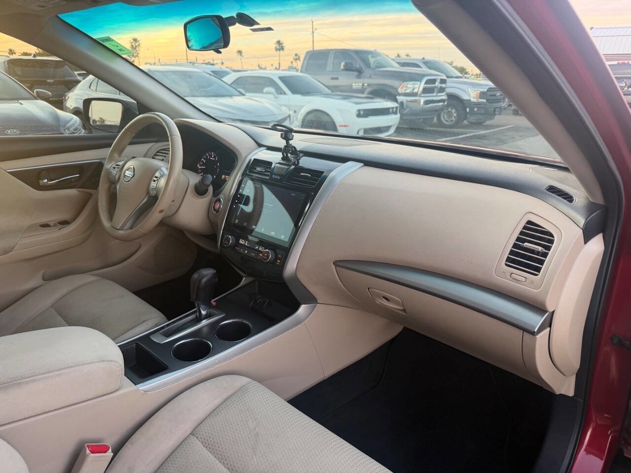 Used 2015 Nissan Altima 2.5 SV image 27