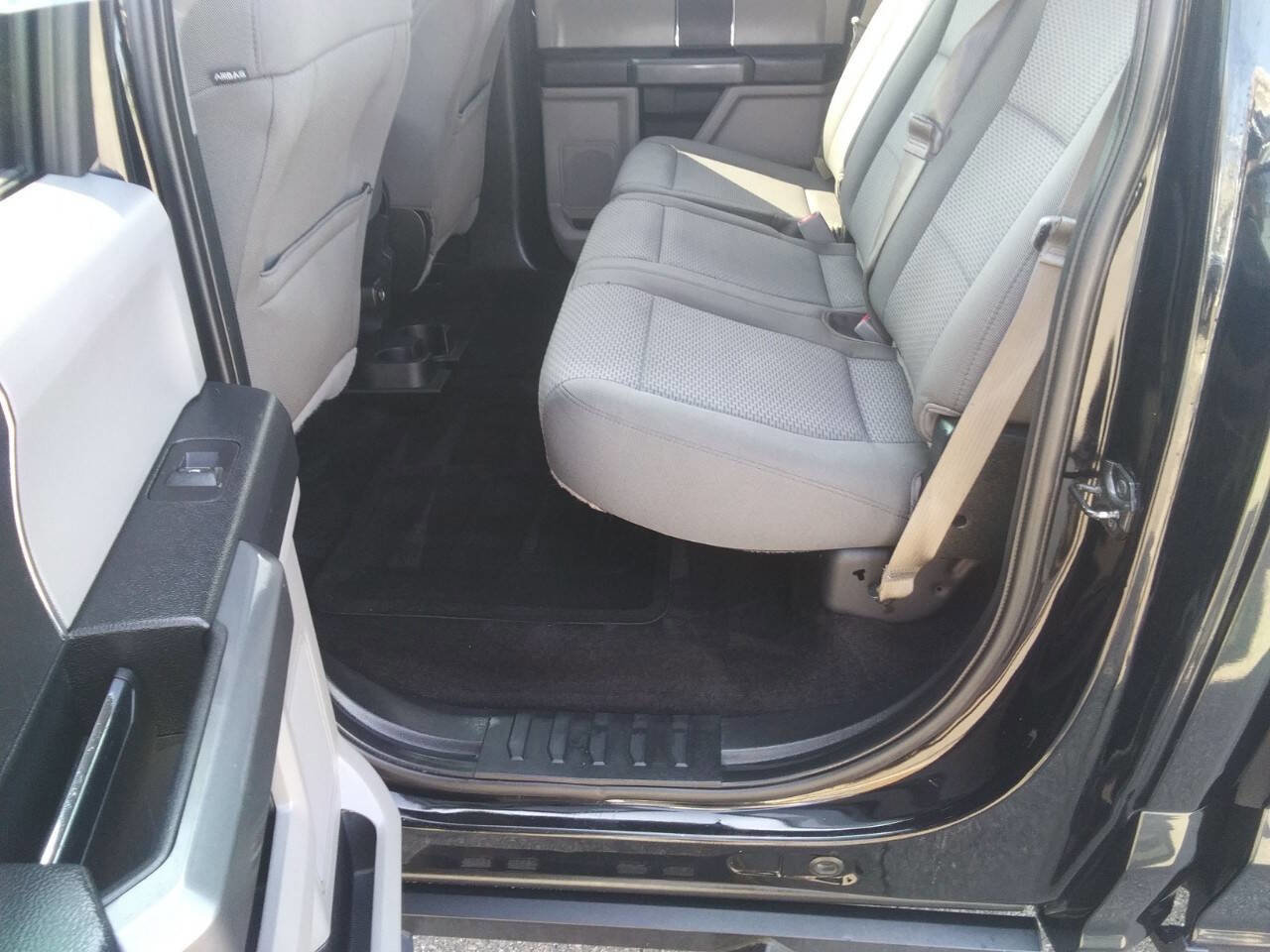 Used 2017 Ford F150 XLT image 15