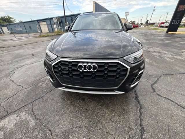 Used 2023 Audi Q5 2.0T Premium w/ Convenience Package AWD/4WD image 11