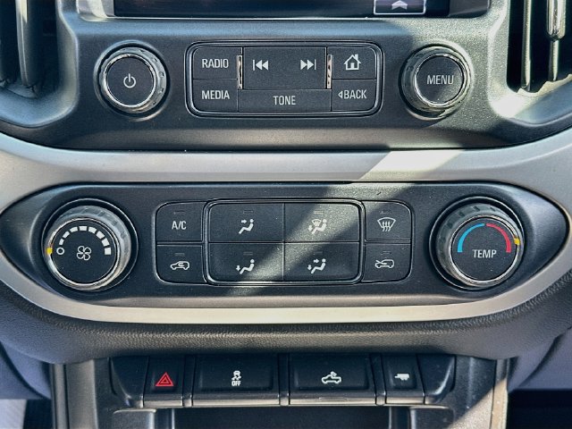 Used 2018 Chevrolet Colorado LT AWD/4WD image 16