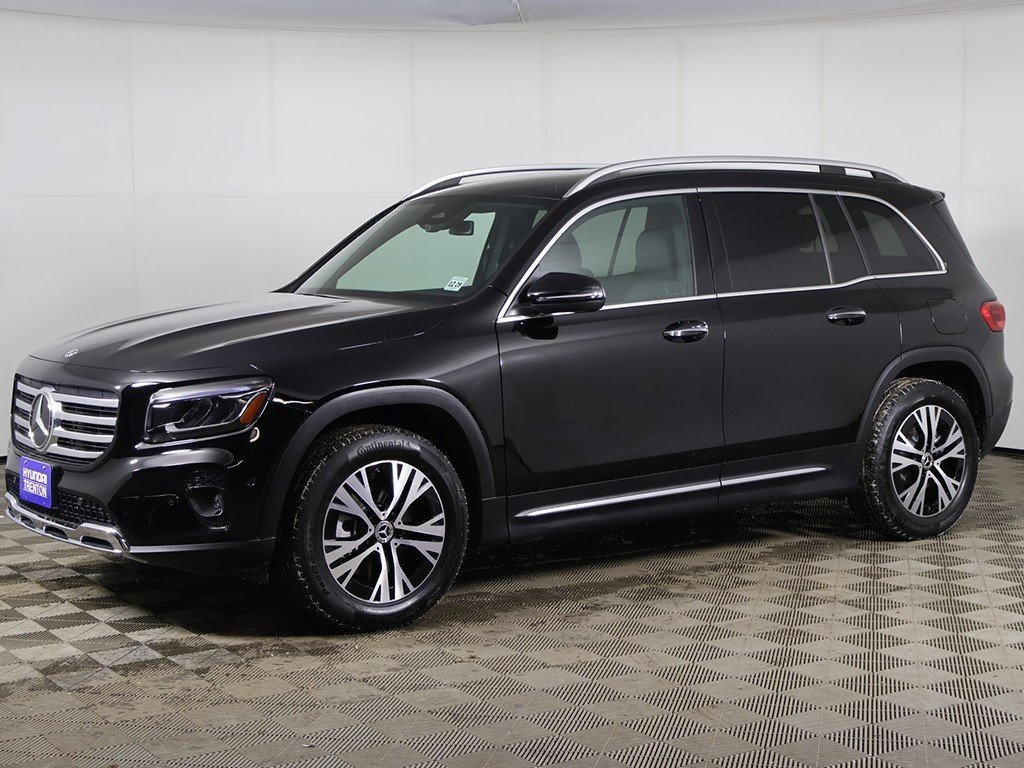 Used 2025 Mercedes-Benz GLB 250 4MATIC image 7