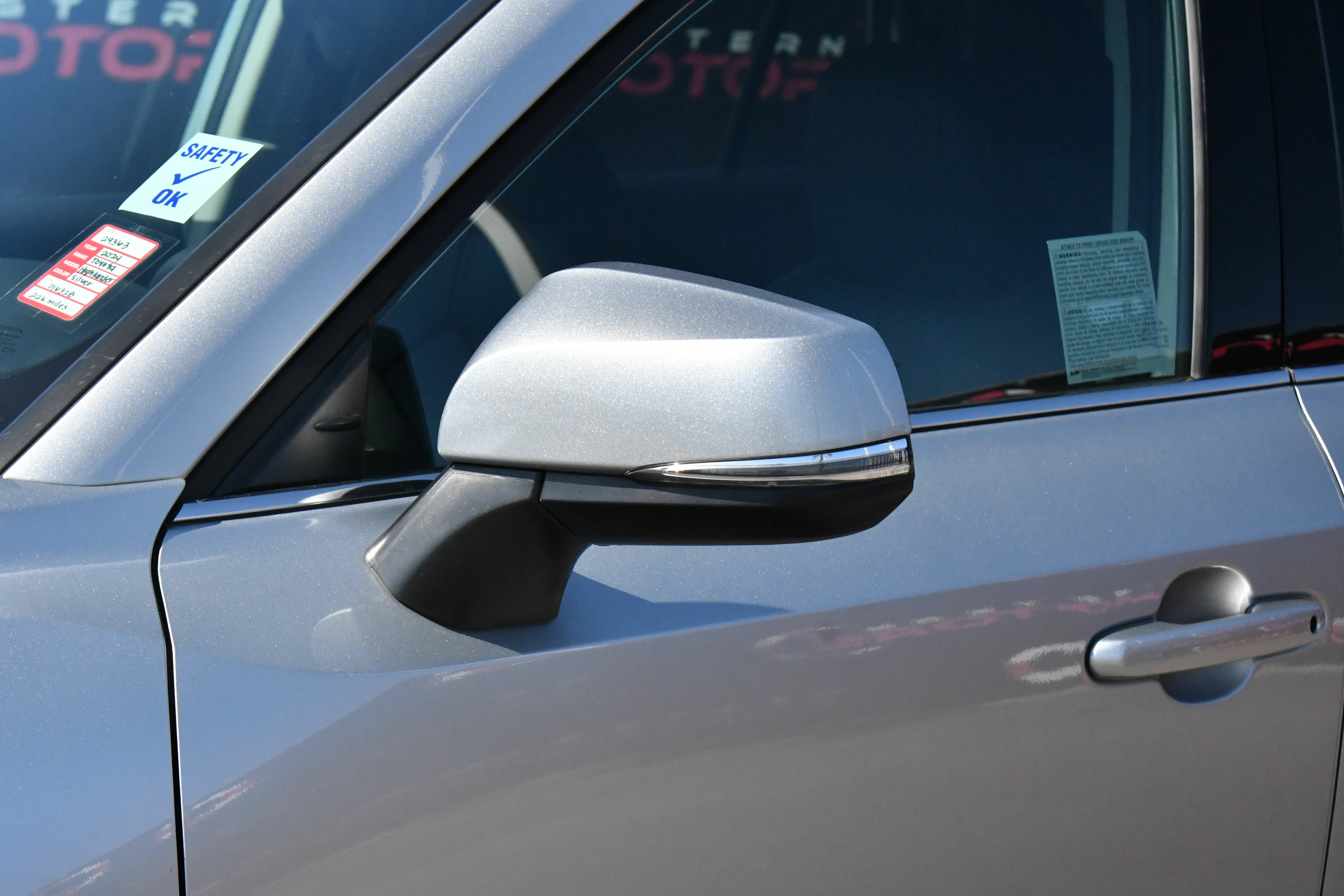 Used 2024 Toyota Grand Highlander FWD image 13