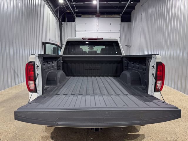 Used 2023 GMC Sierra 1500 SLE AWD/4WD image 5