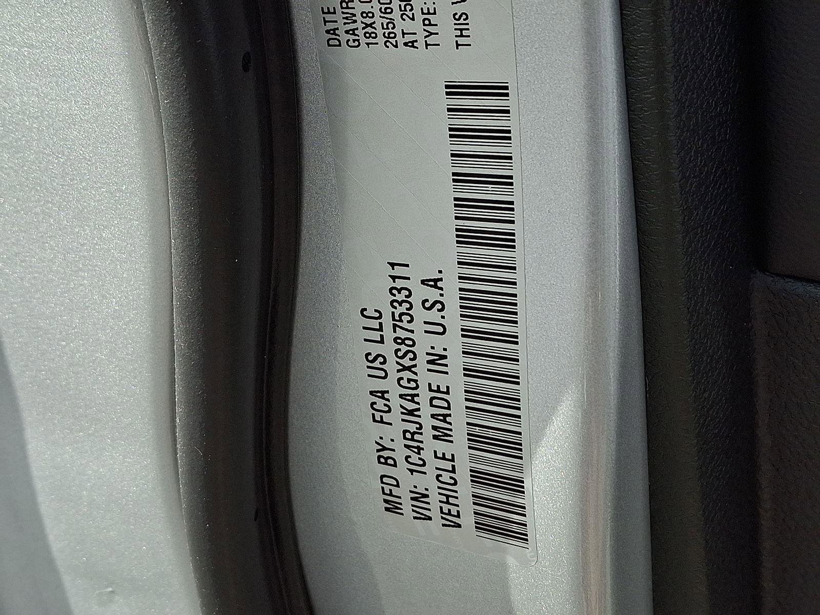 New 2025 Jeep Grand Cherokee L Altitude image 19