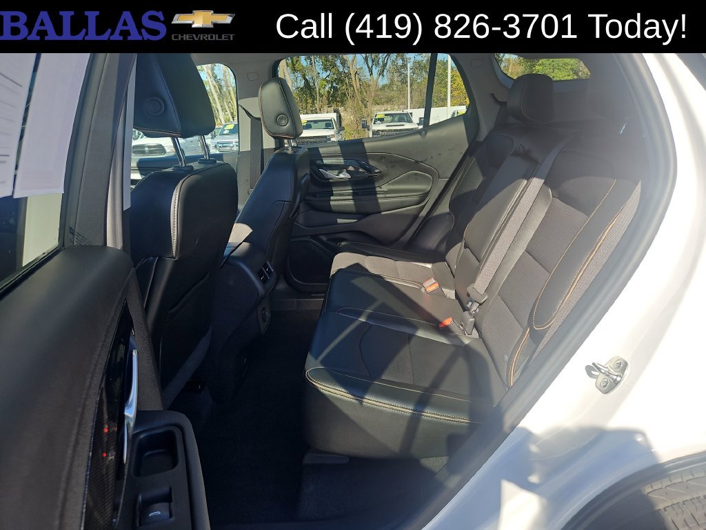 Certified 2024 GMC Terrain AT4 w/ GMC Pro Grade Package AWD/4WD image 25