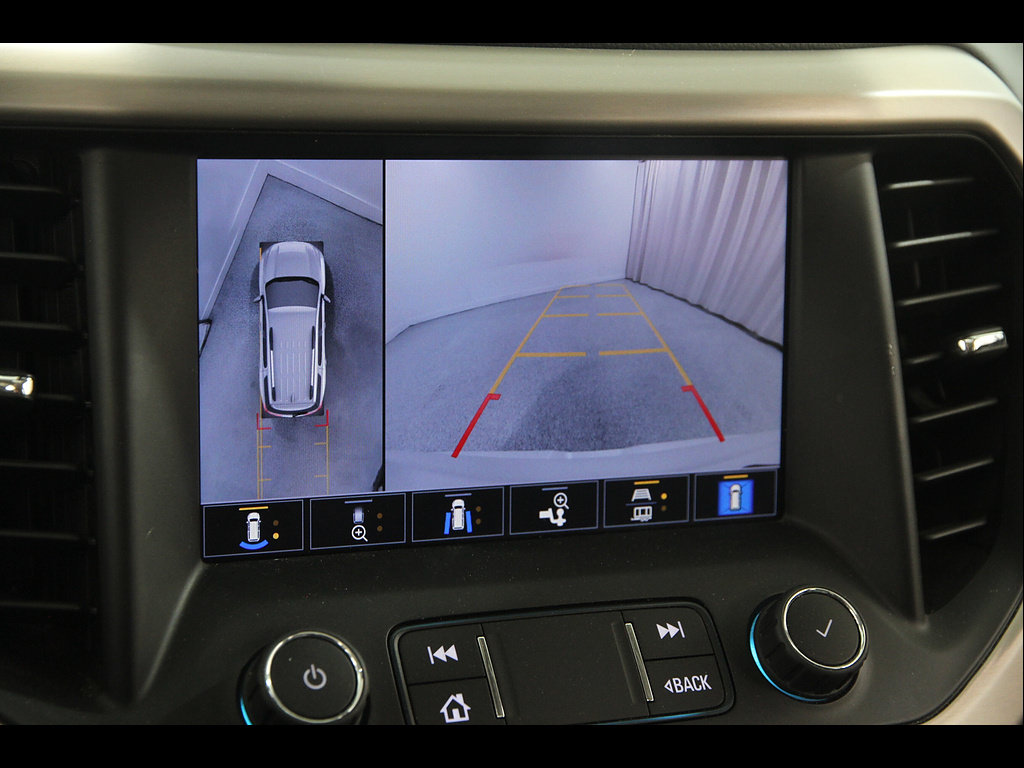 Certified 2022 GMC Acadia Denali w/ Denali Ultimate Package AWD/4WD image 15