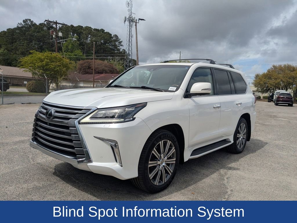 Used 2017 Lexus LX 570 4WD w/ Luxury Package image 8