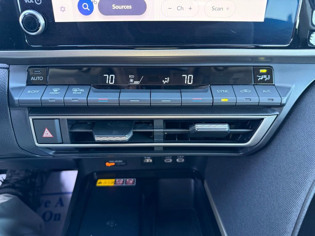 Certified 2025 Toyota Camry LE image 26