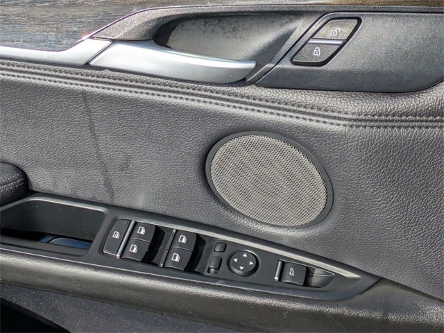 Used 2015 BMW X5 xDrive50i image 13