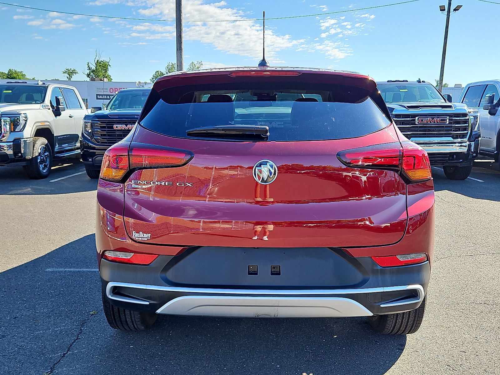 Used 2023 Buick Encore GX Preferred w/ Cold Weather Comfort Package AWD/4WD image 5
