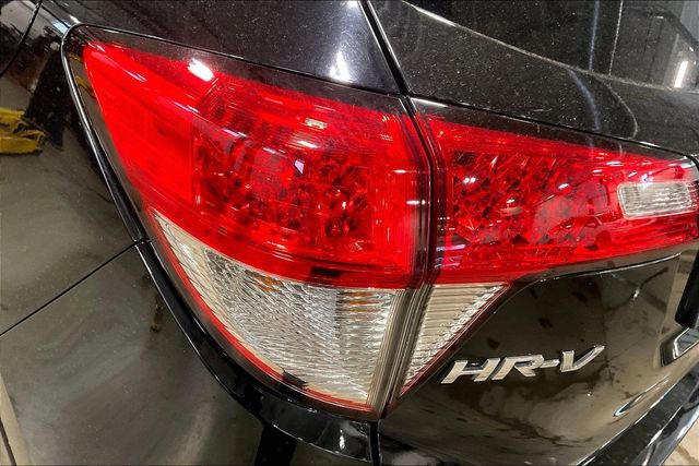 Used 2021 Honda HR-V Sport image 29
