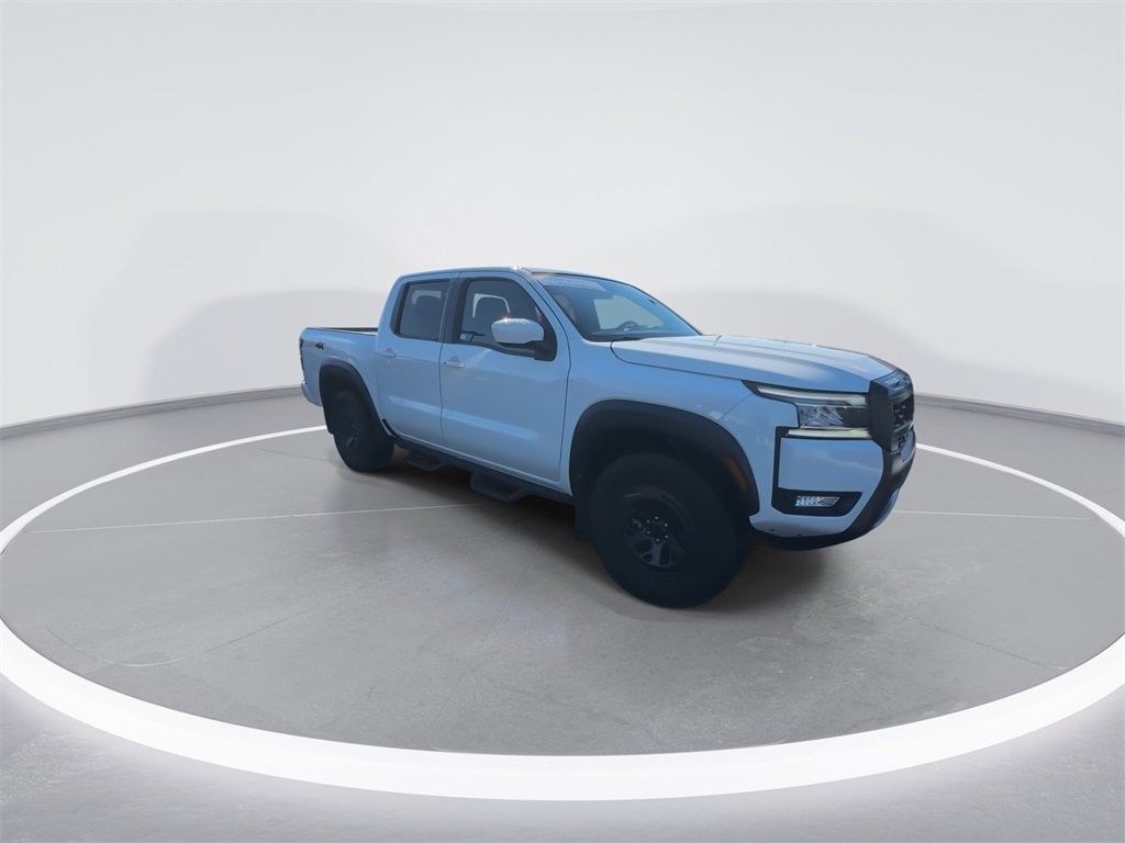 Certified 2025 Nissan Frontier PRO-4X image 2