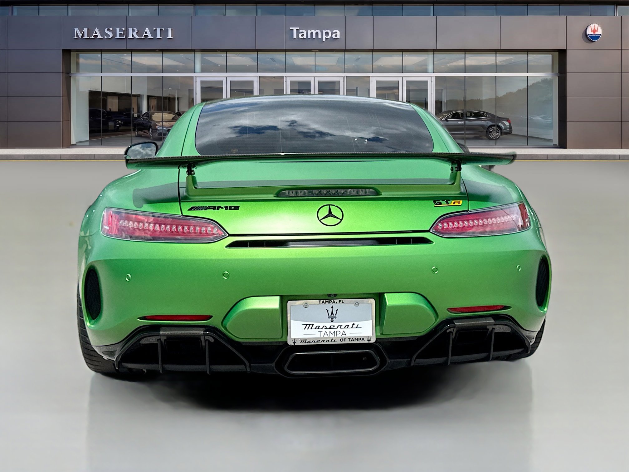 Used 2018 Mercedes-Benz AMG GT R image 4