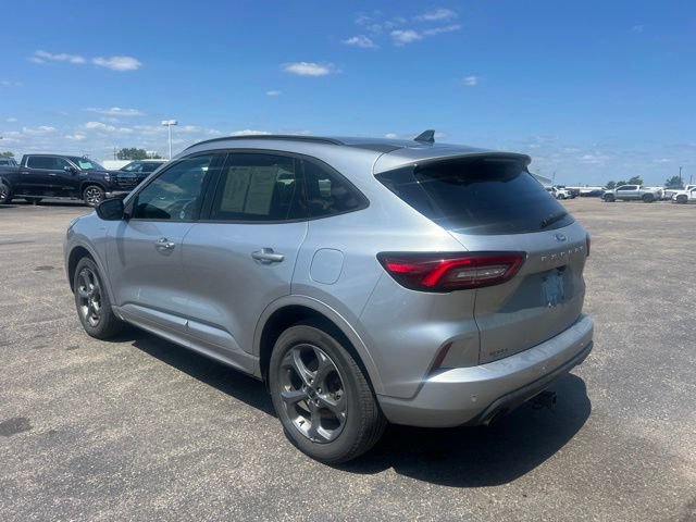 Used 2023 Ford Escape ST-Line w/ Tech Pack #1 AWD/4WD image 8