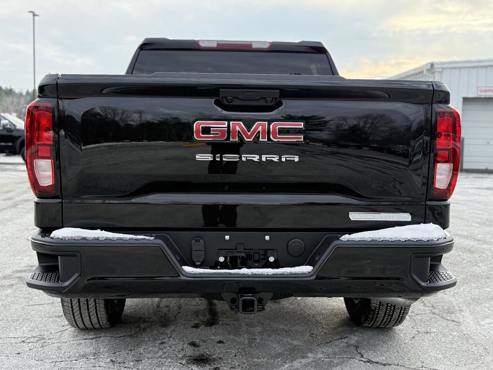 New 2026 GMC Sierra 1500 Elevation image 6
