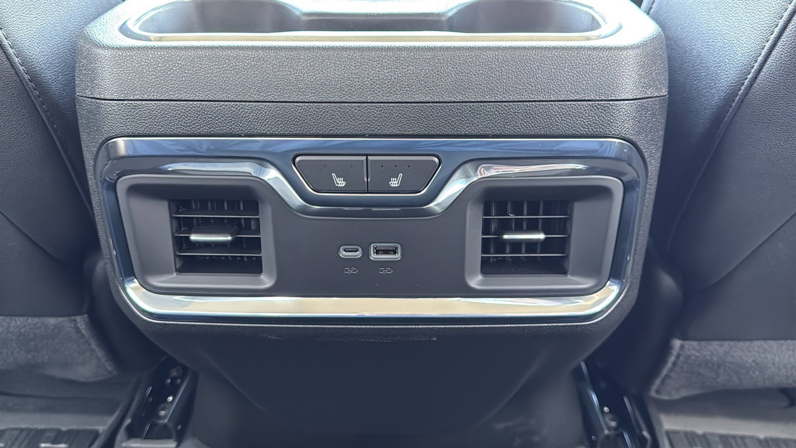 New 2026 GMC Sierra 2500 SLT w/ Texas SLT Premium Package AWD/4WD image 15