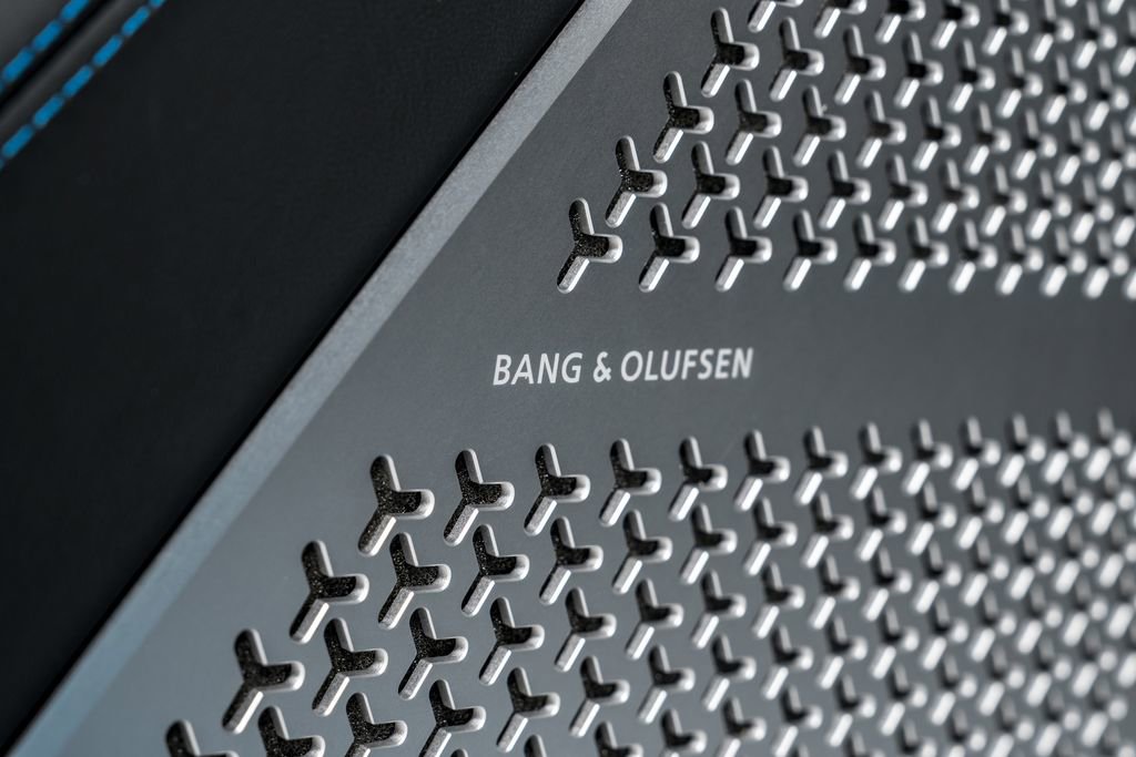 Used 2023 Lamborghini Urus S image 12