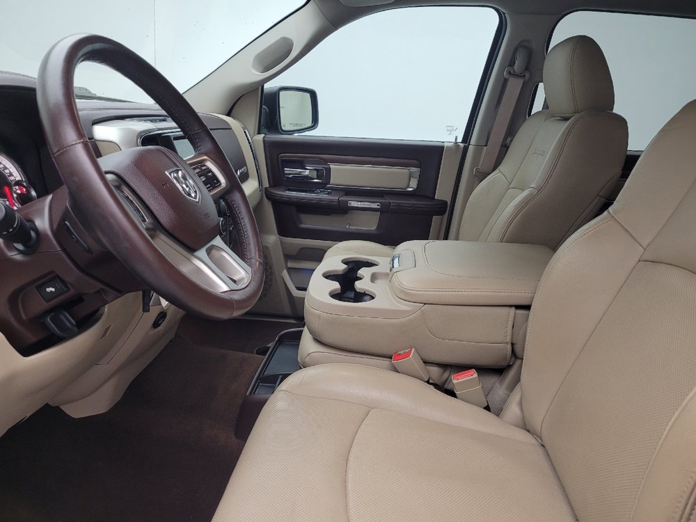 Used 2016 RAM 1500 Laramie AWD/4WD image 17