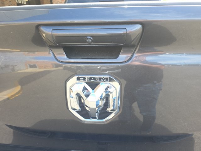 Used 2020 RAM 1500 Laramie w/ Sport Appearance Package AWD/4WD image 11