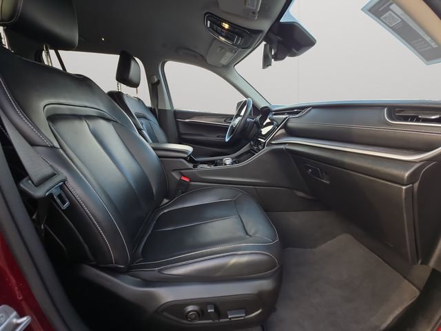 Used 2022 Jeep Grand Cherokee L Limited image 15