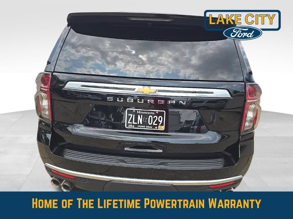 Used 2024 Chevrolet Suburban High Country AWD/4WD image 10