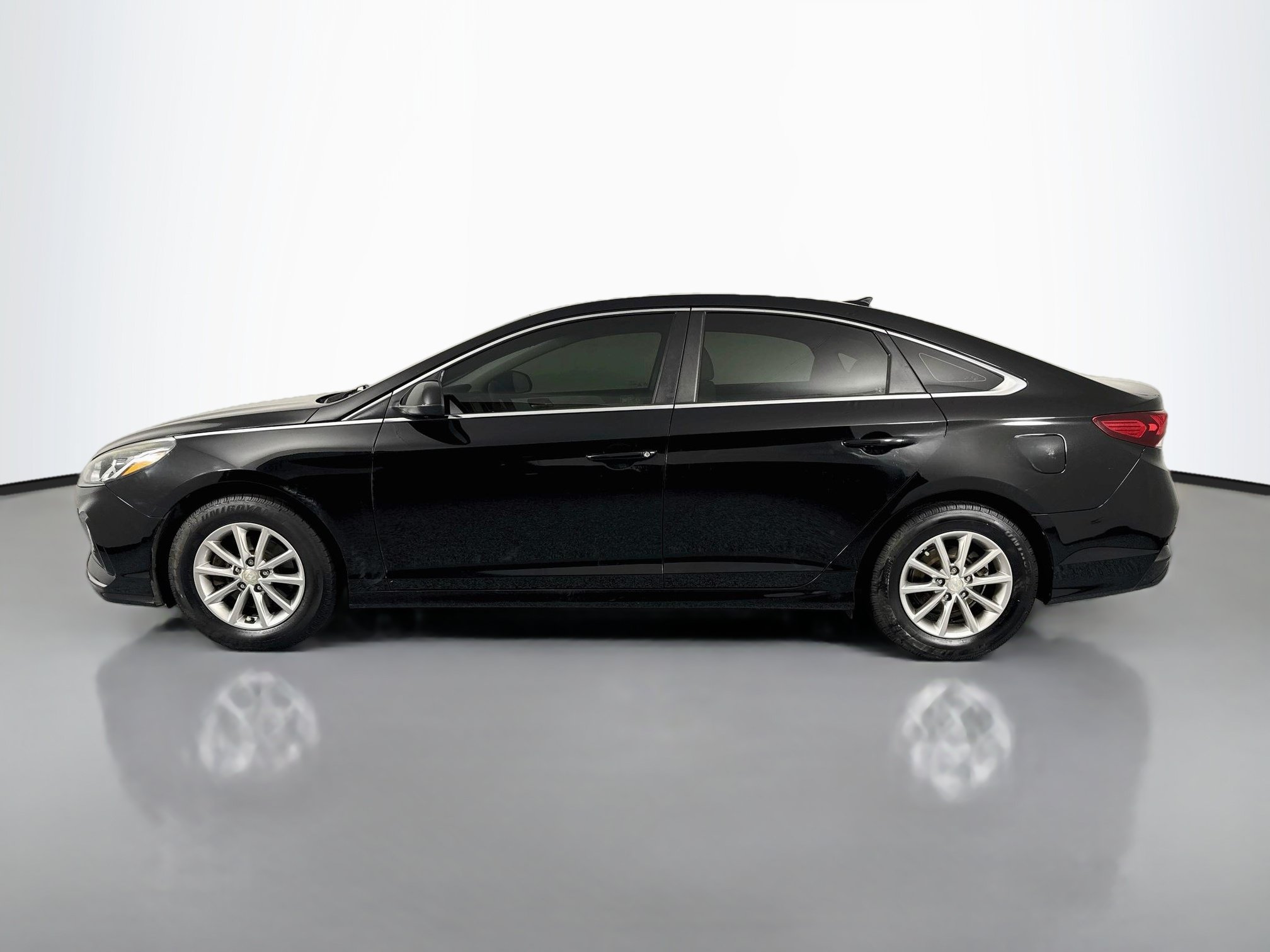 Used 2018 Hyundai Sonata SE FWD image 8