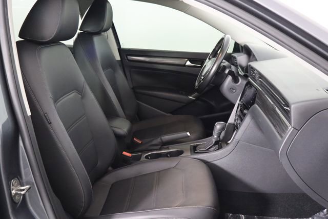 Used 2020 Volkswagen Passat 2.0T R-Line FWD image 19