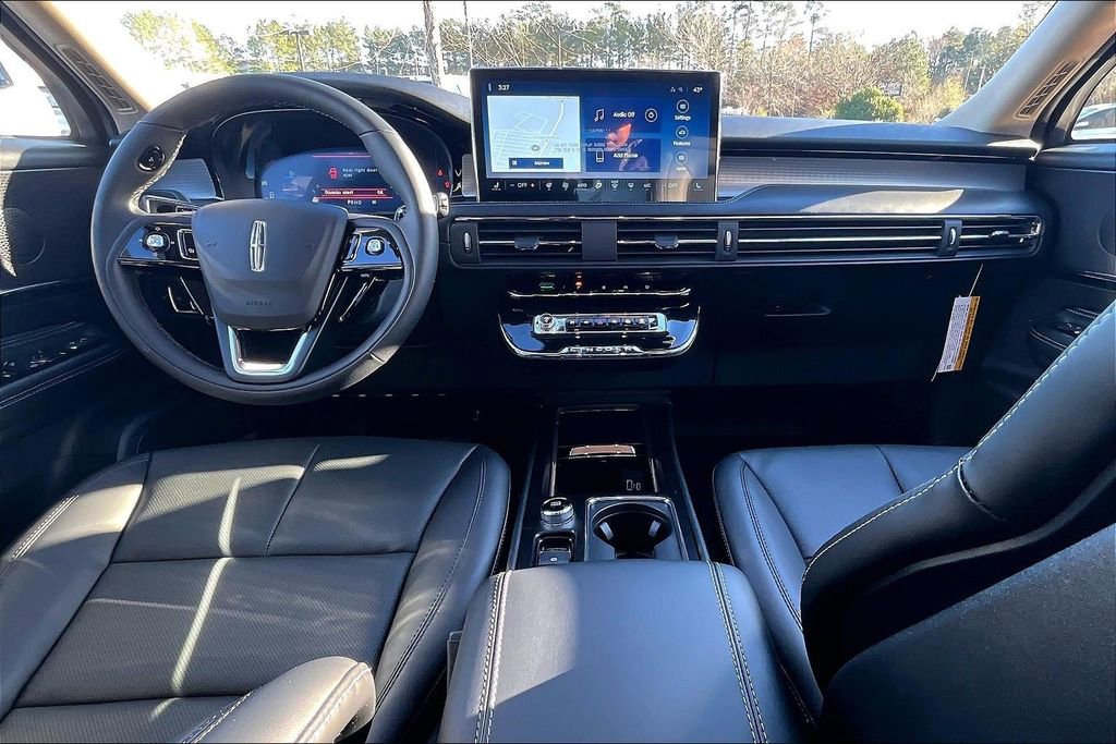 New 2026 Lincoln Corsair Premiere FWD image 5