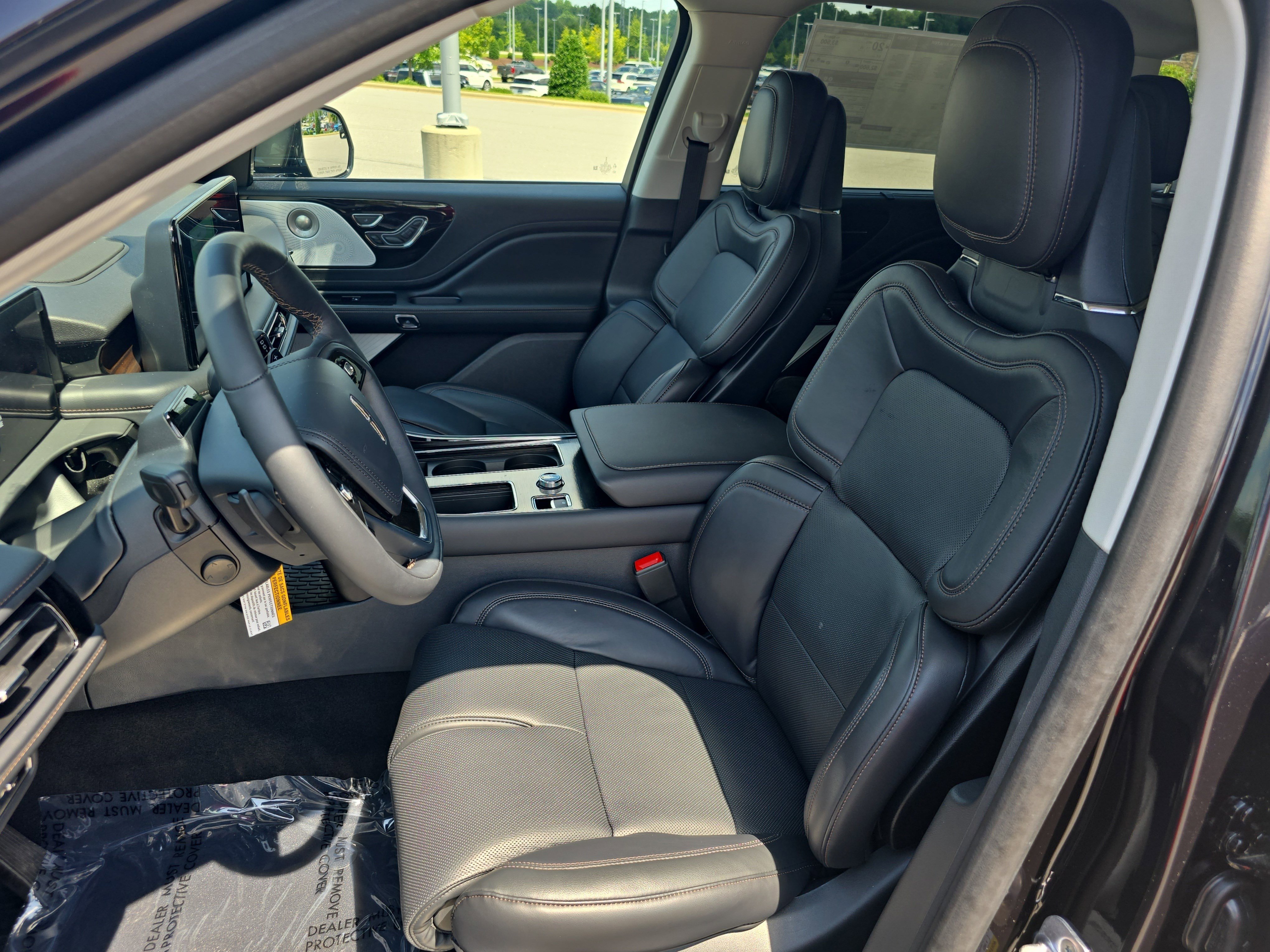 New 2025 Lincoln Aviator Reserve w/ Equipment Group 201A image 14