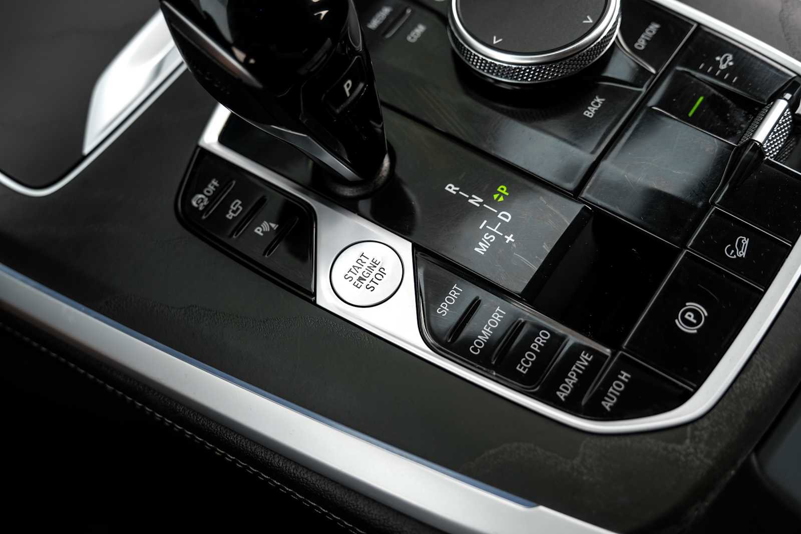 Used 2022 BMW X7 xDrive40i w/ M Sport Package image 22