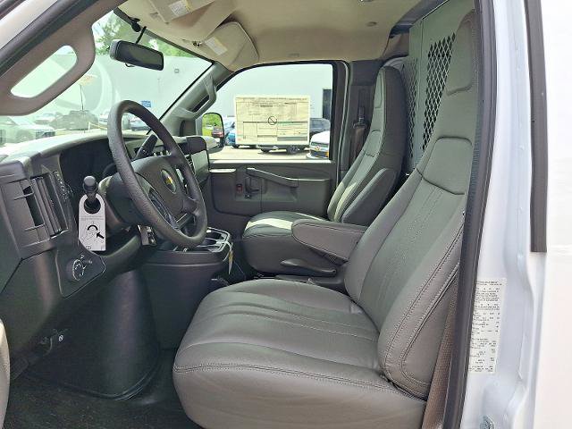 New 2026 Chevrolet Express 2500 w/ Driver Convenience Package RWD image 6