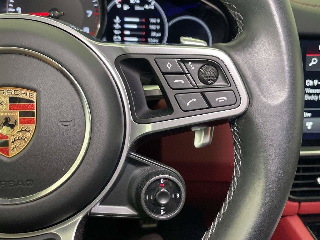 Certified 2023 Porsche Cayenne GTS AWD/4WD image 39