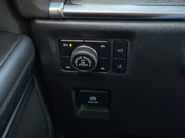 Used 2026 Ford Expedition Tremor AWD/4WD image 17