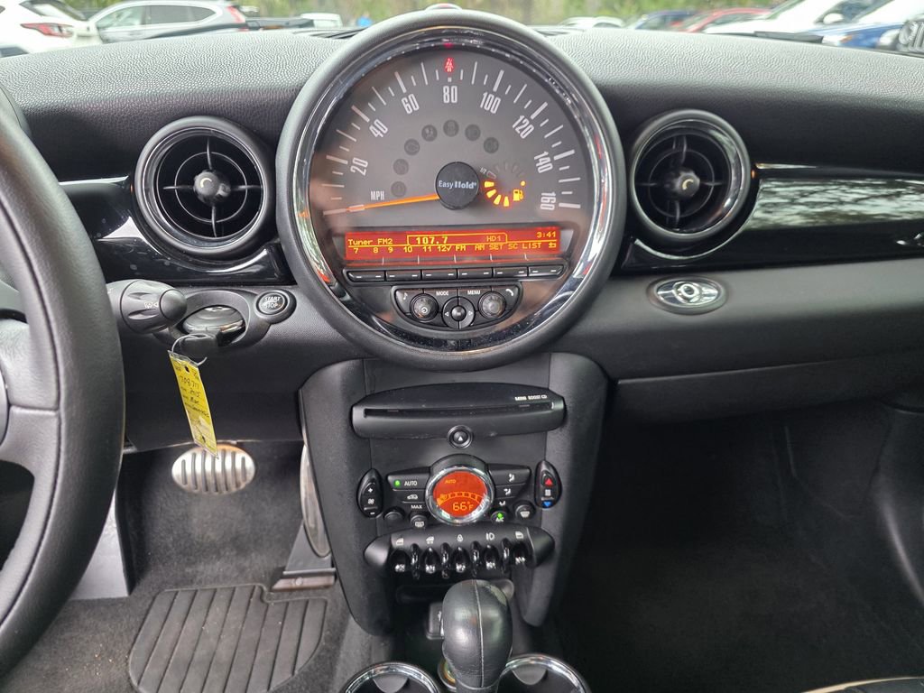 Used 2015 MINI Cooper S image 16