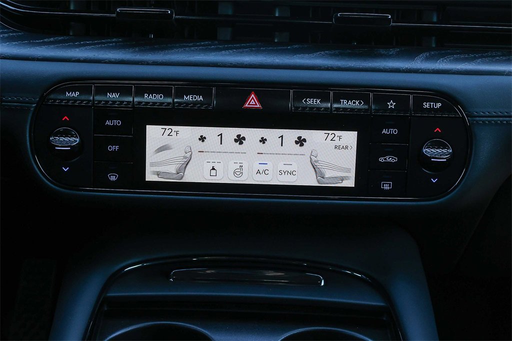 New 2026 Genesis G90 3.5T Prestige image 13