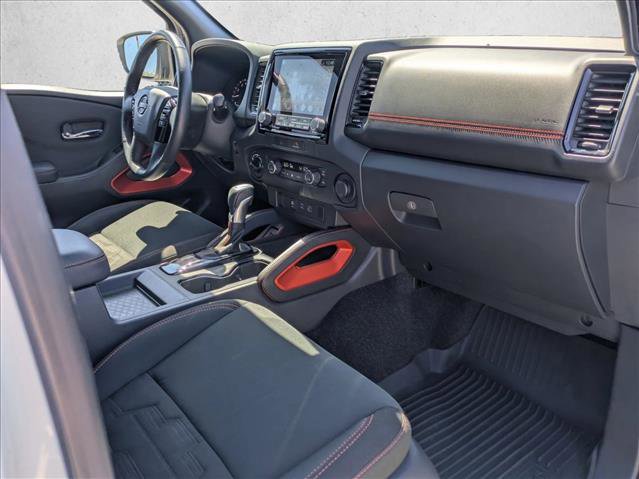 Used 2022 Nissan Frontier PRO-4X w/ Technology Package image 19