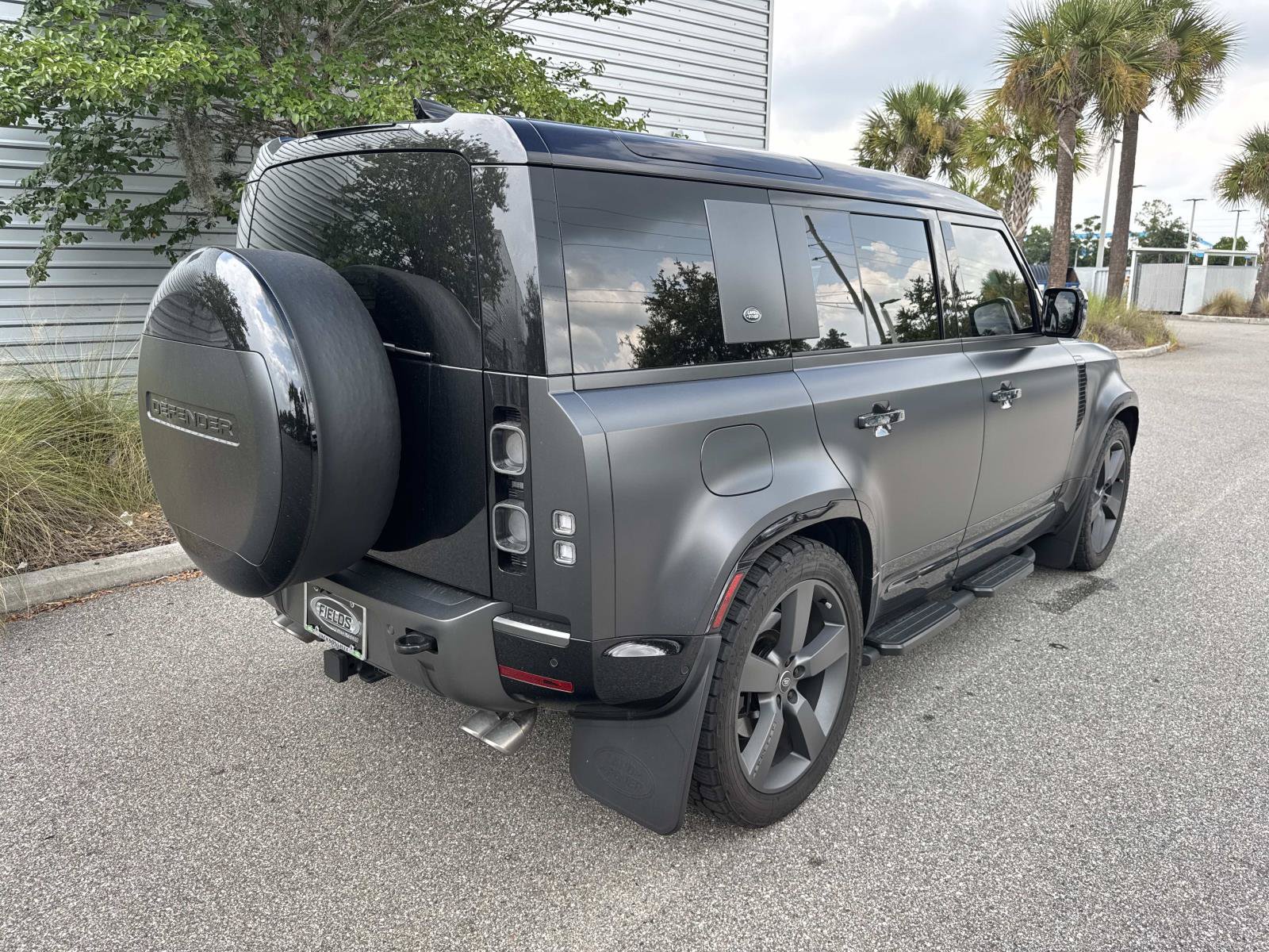 Certified 2024 Land Rover Defender 110 Carpathian Edition AWD/4WD image 6